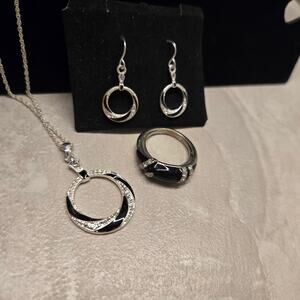 Avon 3 pc set Necklace Earrings Ring Black Silver Tone Classic Style NEW
